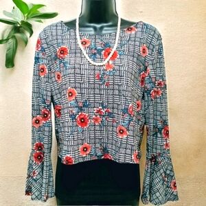 Coverstitched Flower on Check Design Top Size M Open Back Bell bottom Sleeves